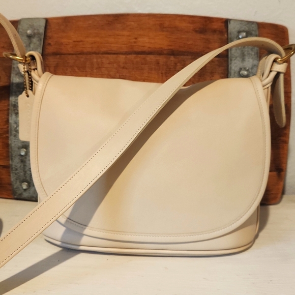 Gorgeous 90s Vintage Coach Fletcher Leather Crosssbody 4150 Off White - Picture 1 of 14